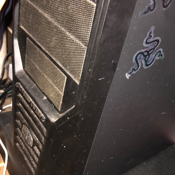 Cyber power gaming pc - Picture 1 of 3